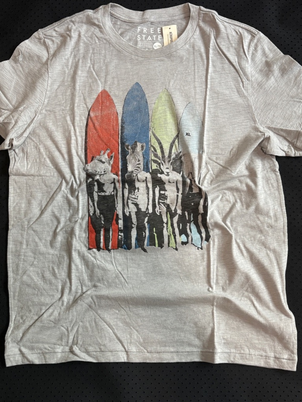 NWT Mens XL Aeropostale Surf Animal Surfboards Graphic Tee Animals